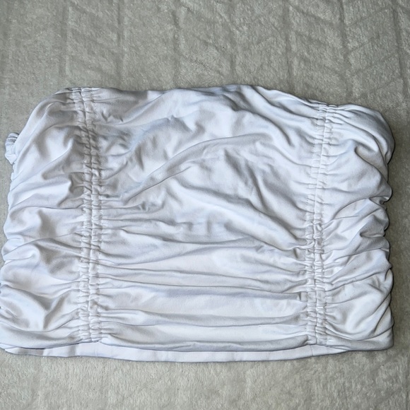 Susana Monaco Gathered Crop Tube Top - Picture 3 of 9